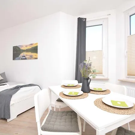 Spacious & Chic Flat With Balcony Near Nurnberg Appartement